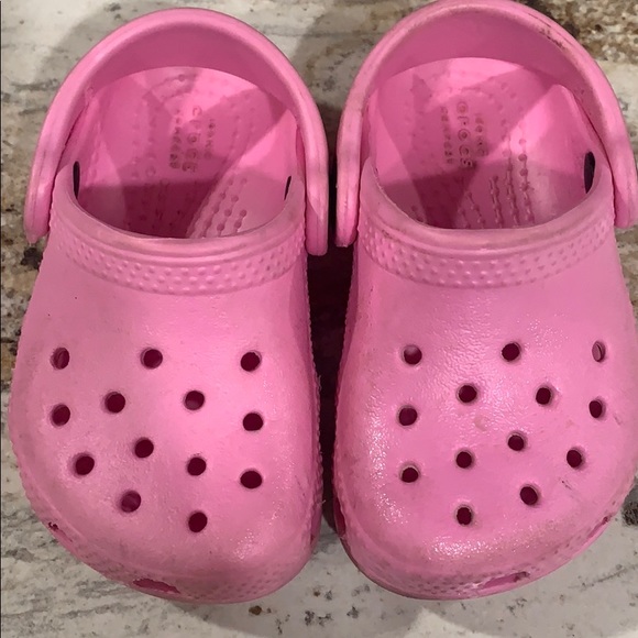 infant crocs